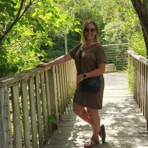 Meet your Posher, Tara!